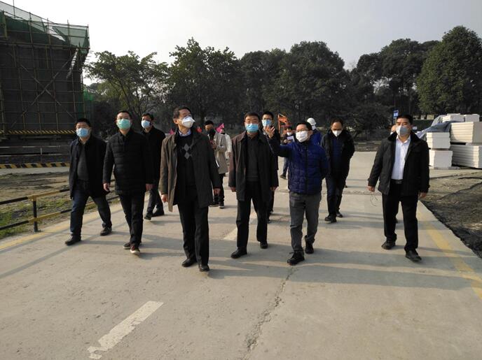 集团党委书记、董事长任丁率队 赴金牛宾馆检查工作