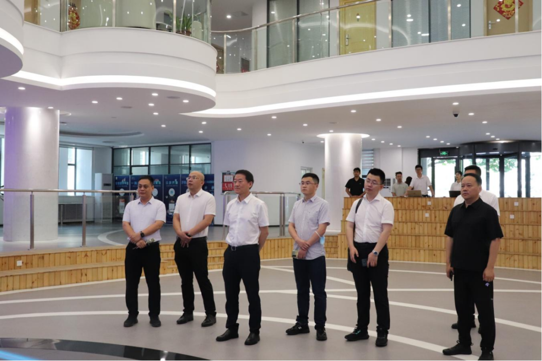 省尊龙凯时集团：“四个导向” 推动调查研究提质增效